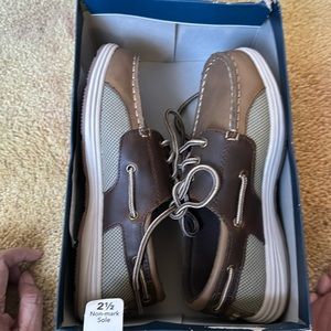 Boys, new wood tag American eagle dress shoe